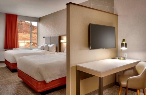 Moab Hotel | 3 Spacious Suites with Red Rock Views, Pool & Moab’s Best Attractions Nearby