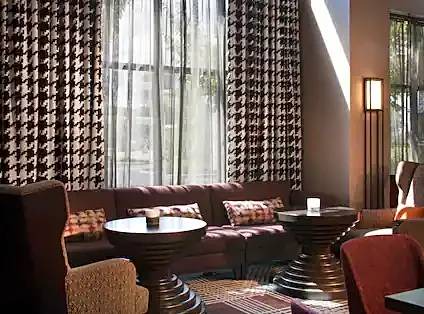 Easton Hotel | 3-Star Hotel ∙ Hampton Inn & Suites Columbus/Easton Area