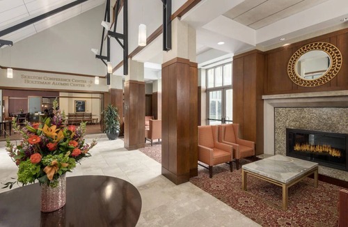 Blacksburg Hotel | 3 Units Near Virginia Tech | Free Parking | Spacious Stays in Blacksburg