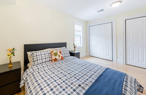 Quincy House | 39-Newly Built Townhouse