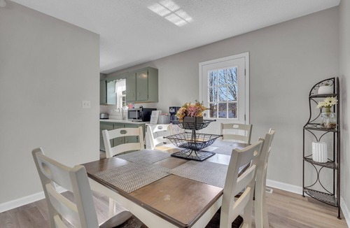 Oak Grove House | 3BR Near Ft. Campbell | Fenced Yard + Garage