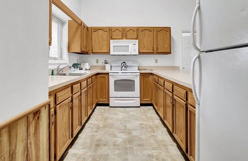 The Woods Cottage | 4 Bedroom/4Bath Cottage