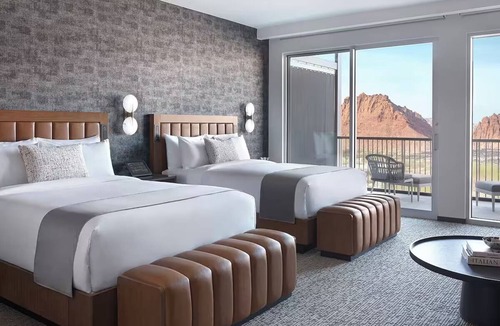Ivins Hotel | 4 Inviting Rooms Near Hiking, Adventure, and Local Arts in Ivins - 2.3 miles