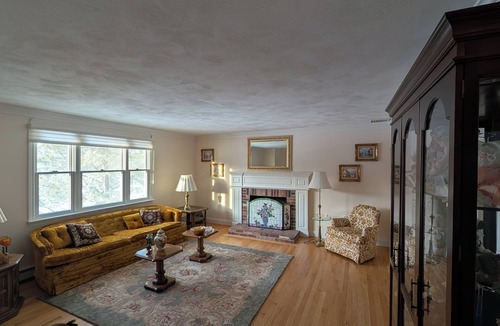 Wrentham House | 4 Mi to Gillette for MAJOR INTERNATIONAL SPORTING EVENT! Beautiful Entire Home