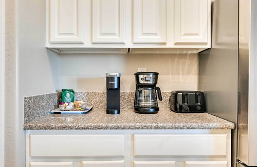Greenehaven House | 4 Mi to Lake Powell: Retreat w/ Game Room!