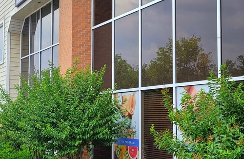 Potomac Falls Hotel | 4 Room Luxury Wellness Spa Suite. Free Sauna & Steam Room. Offers Spa Services