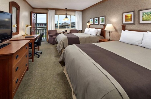 San Simeon Hotel | 4 Units | 2 Queen Beds Room | Oceanfront Resort w/Scenic View