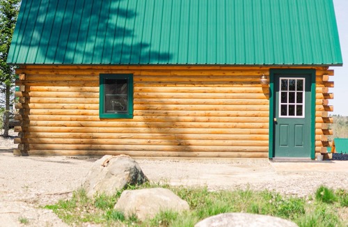 Columbia Falls Cabin | #40 - Flagpole View Cabins - King Cabin