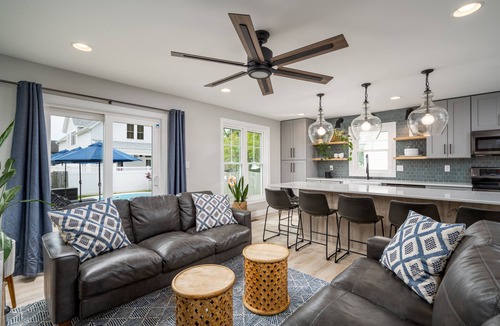 Lewes House | 409 Paynter Avenue - In town Lewes with a private pool!