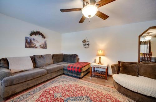 New Plymouth House | 5-Acre Hocking Hills Hideaway! Pet-Friendly Home