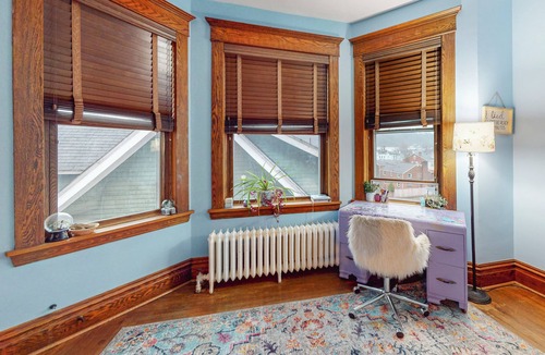 Sharpsburg House | 5 Bedroom Home Sleeps 10 Close to Stadiums, Downtown, and 2 Craft Breweries