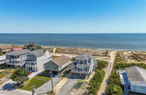 Broadkill Beach House | 510 S. Bayshore Dr.- 4 Bedroom Waterfront home located in Broadkill Beach, with Spectacular Views!