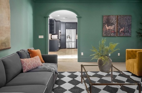 Cortlandt House | 5bed 3.5bath spacious and private with game room