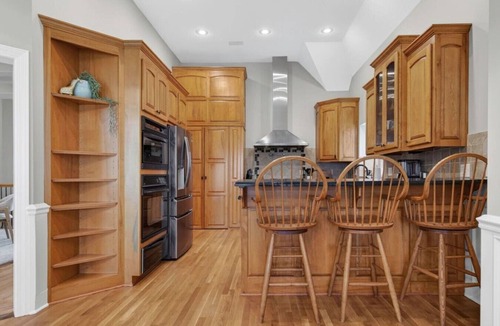 Lee's Summit House | 5BR Luxury retreat near World Cup Stadium
