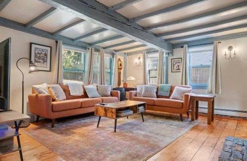 Beverly House | 5BR Minutes to Salem|Historic Downtown Beverly