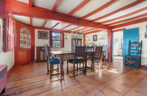 Beverly House | 5BR Minutes to Salem|Historic Downtown Beverly