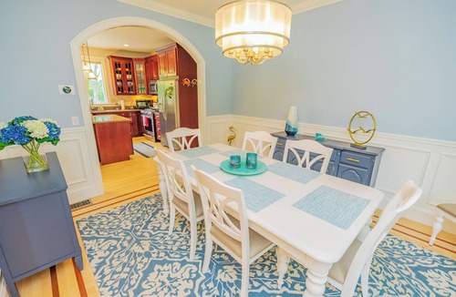 Newport East House | 5BR w/Heated Pool Near Beaches & Newport