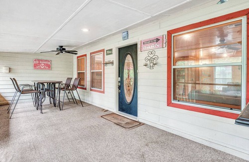 Gordonville House | 6Bdrm 5Ba Pool Table Ping Pong Lake Texoma