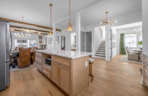 Lexington House | 7 Bedrooms | 6.5 Bathrooms | Hot Tub | 10 Beds