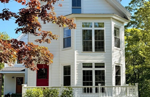 New Harbor House | 7 BR, 3.5 BA Family Home With A Dock!