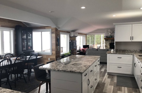 Sebascodegan Island House | 700' OCEANFRONT RETREAT, FIRE PIT, 10 ACRES, 6 BR, 8 KAYAKS, 2 PDL BRDS,