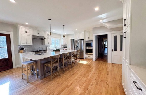 Walpole House | 7BR Estate w/Htd Pool Near Gillette | World Cup
