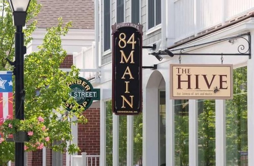 Kennebunk Apartment | 84 Main - 1 Bedroom Suite
