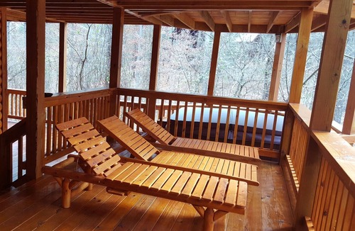 Broken Bow Cabin | 8BR Luxury Cabin,Hot Tub,Fishing Lake -Anandville