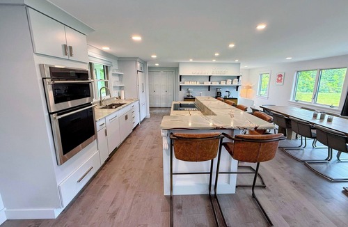 Bethlehem House | 9FR Renovated home with beautiful views, large yard, dogs welcome!