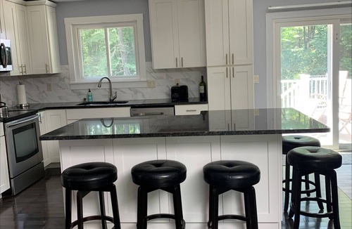 Williston North House | A beautiful 4 BDR home, newly renovated and close to everything!