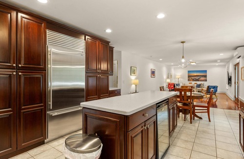 Mount Desert House | A/C and Close to Acadia & BH! Enjoy the peaceful babbling brook or great Wifi!