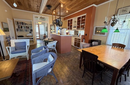 Bayside Cabin | A.C. HOPKINS COTTAGE - Town of Northport - Bayside Village
