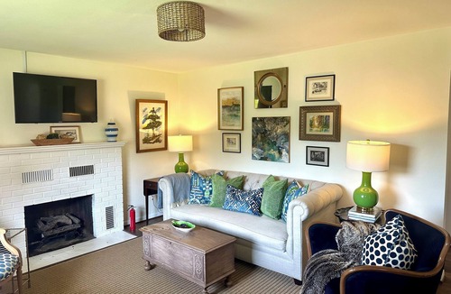 Lewisburg House | A charming bungalow with a Southern feel that’s an quick walk to downtown.