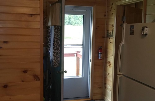 Sherman Station Cottage | A cute Cottage, walk, explore, relax,unplug, read, bike in a beautiful setting.