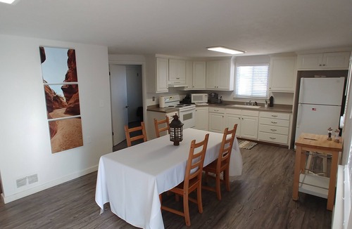 Fremont House | A Hidden Gem! Sleeps 8+ Near Fish Lake and Capitol Reef National Park