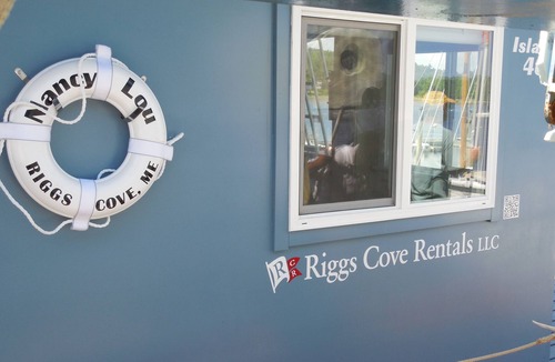 Mac Mahan Boat Rental | A Water Getaway. Vacation On A Houseboat in Maine, A Virtual Private Island.