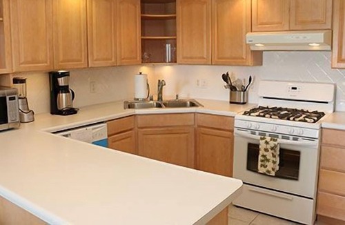 Ualapue Apartment | About As Close to the Ocean As You Can Get!!! (Wavecrest Resort)