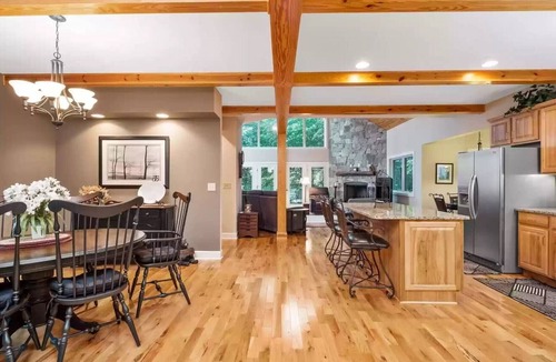 Nellysford House | Above the Clouds! Perfect Escape for Families!