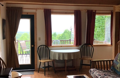 Talkeetna House | Above the Valley - Cozy Denali View Cottage with mountain facing deck