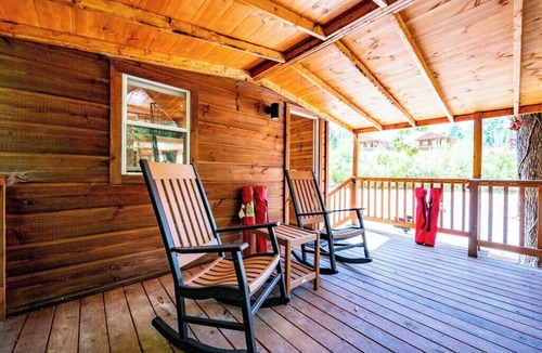 Broken Bow Cabin | Acorn: Sleeps 4, Tiny Cabin, Pets, Near Park/Lake