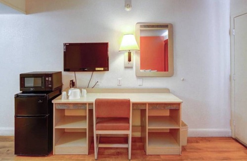 St. George Apartment | ADA|2 Beds|RI Shower|Nsmk