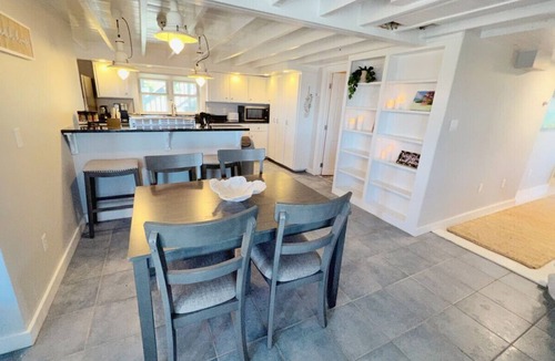 Newbury Condo | After Dune Delight: Beachfront & Access! Condo