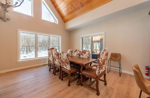 Mountainside House | Afterglow