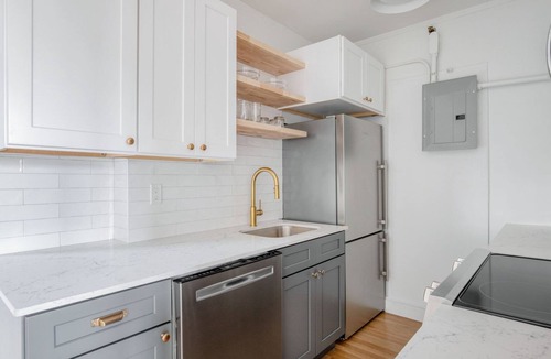 North Brookline Apartment | Airy Brookline 2BR w/W/D, nr Dining & Green Line, by Blueground