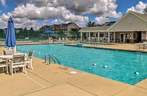 Villages of Five Points Condo | Airy Lewes Condo with Community Pool!