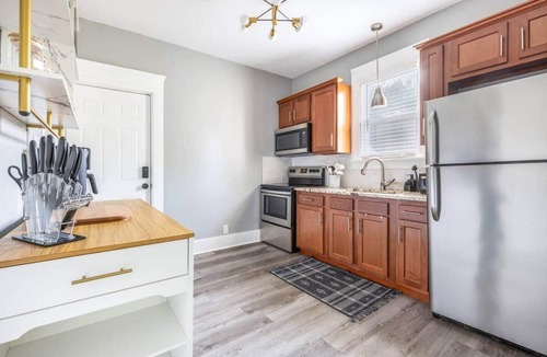 Highland Square House | Akron Nurse's Nest | 2 Bedrooms