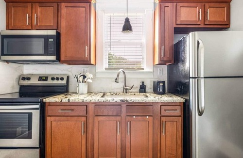 Highland Square House | Akron Nurse's Nest | 2 Bedrooms