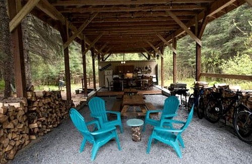 Bear Creek RV Rental | Alaska Glamping Yurt for Family Friendly Adventure