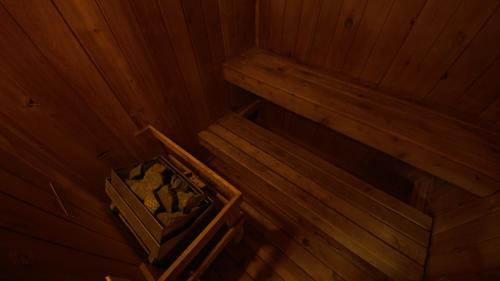 Deltana Cabin | Alaska Homestead Roadhouse