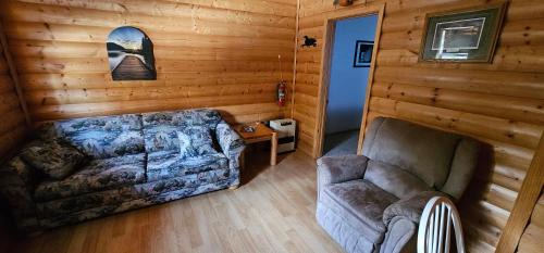 Cohoe House | Alaska Summers Lodge Cabin 2-Near Mouth of Kasilof River
